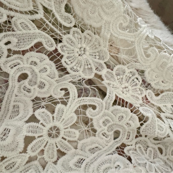 White 3/4 Sleeve Long Sleeve Dress - Picture 3 of 4